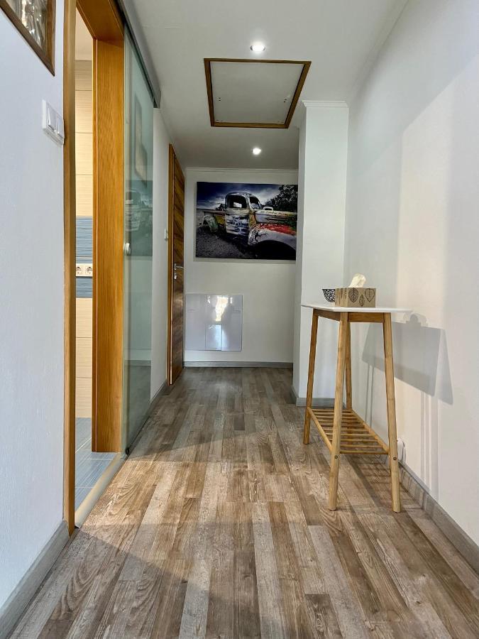 Rabbit Apartman Мошонмадьяровар Экстерьер фото